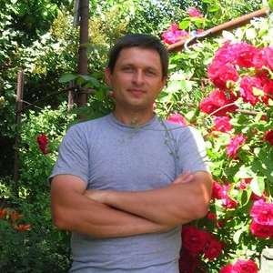 Анатолий , 44 года