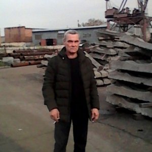 Женя , 61 год