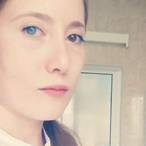 Амина И, 37 лет