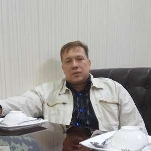 Олег халилов, 45 лет