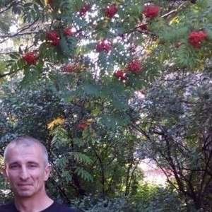 Валера мишин, 51 год
