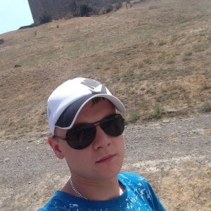 Виктор , 33 года