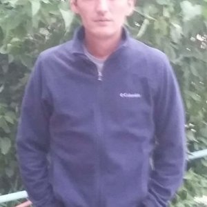 Искандер , 43 года