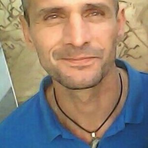 Саша , 52 года